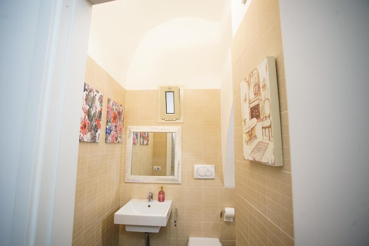 Home 5 - Arco Antico Putignano Eksteriør bilde