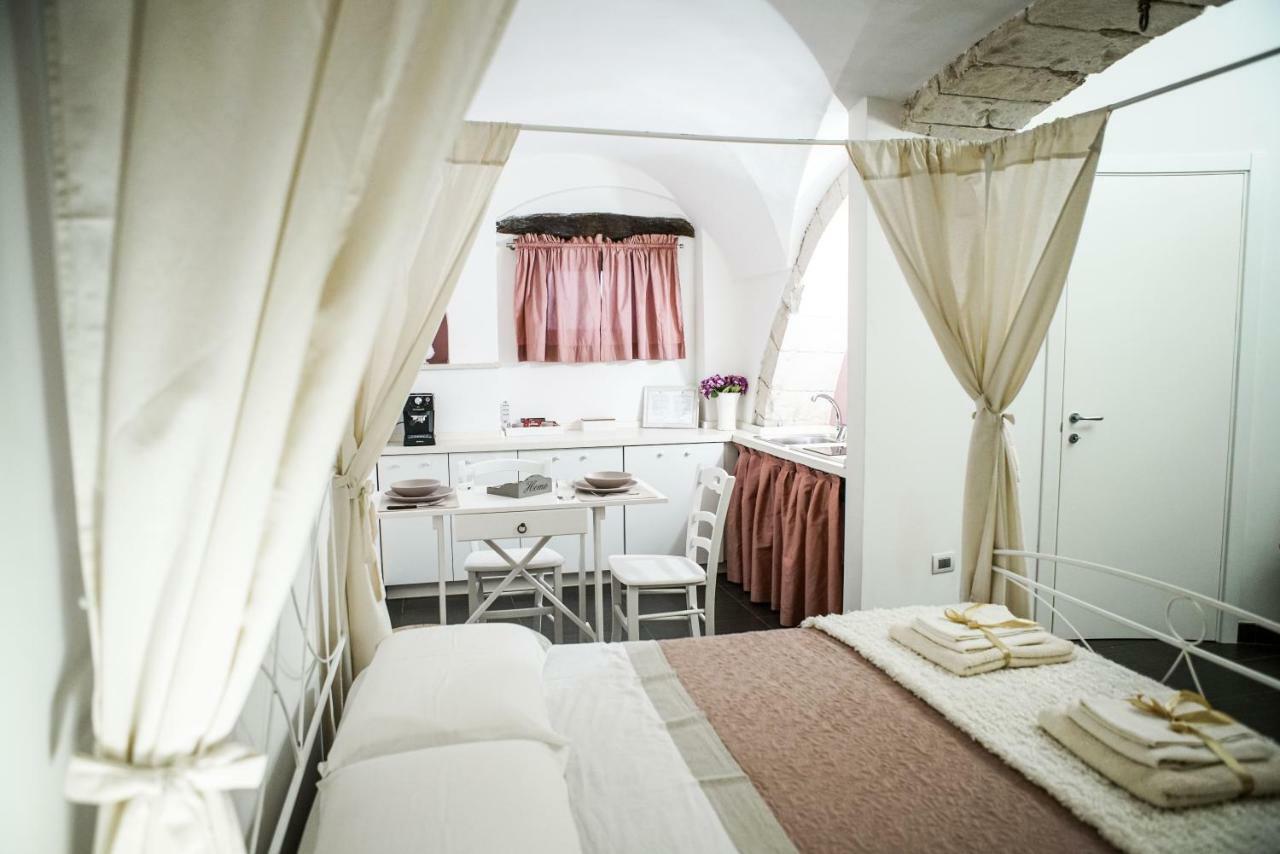 Home 5 - Arco Antico Putignano Eksteriør bilde